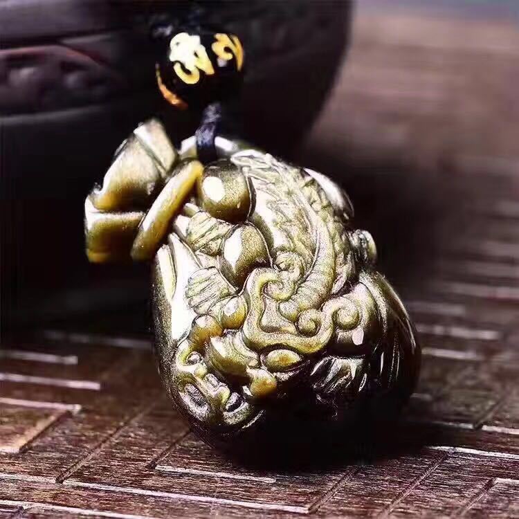 Fortune Money Bag Necklace - LuxeBloom