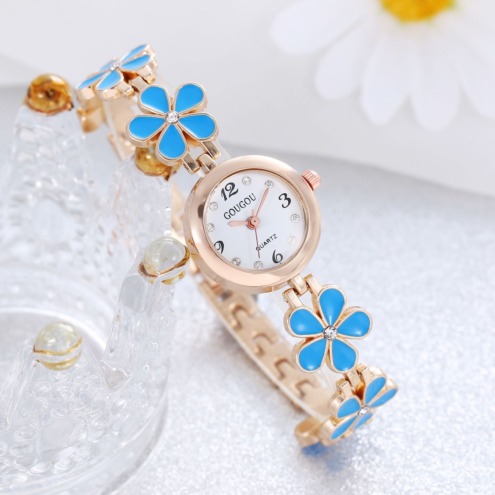 Women's Bracelet Watch Flower Disk Two-piece Bracelet Set - LuxeBloom