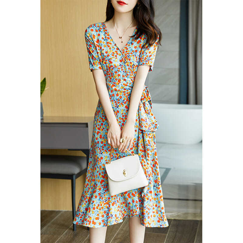 Feminine Looks Slim And Wears A French Floral Dress - LuxeBloom